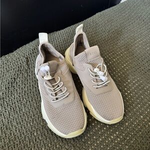 Steve Madden Myles Sneaker Taupe (Women's 7.5)